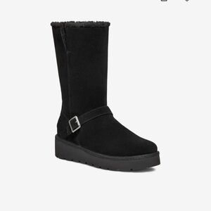 NWT Koolaburra by UGG boots